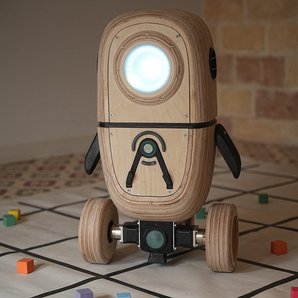 Taller de Robòtica i Programació per a infants amb la Veta