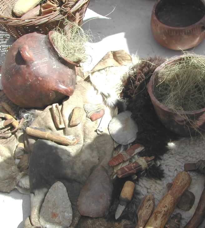 Programa «La Mainada al Museu»  ·  Taller familiar per a infants a partir dels 6 anys: «Experimenta amb l’arqueologia. Fem foc!»