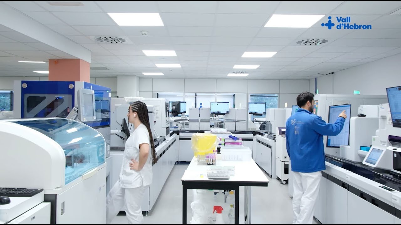 Visita al laboratori automatitzat de l'Hospital Universitari Vall d'Hebron