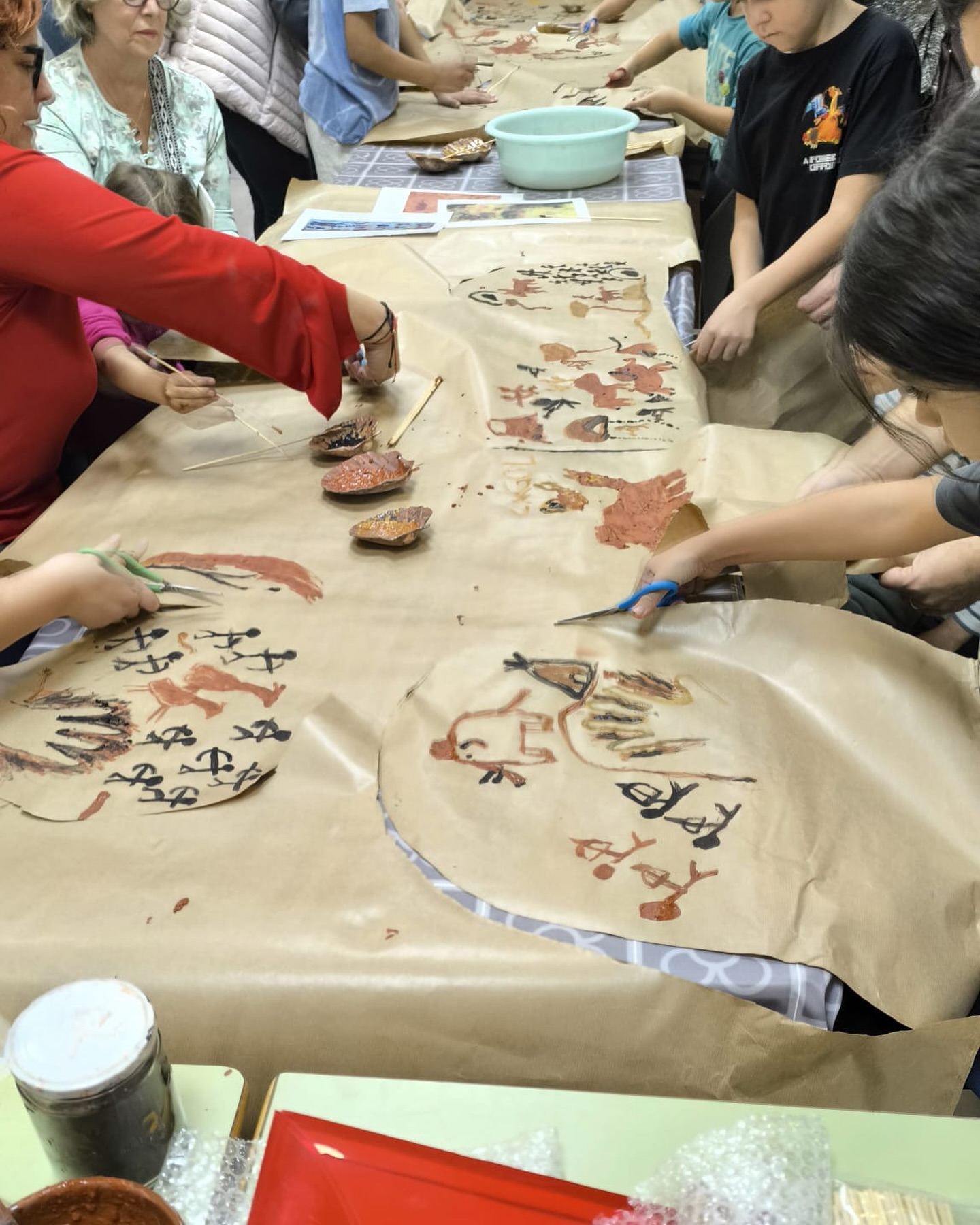 Taller de pintura rupestre